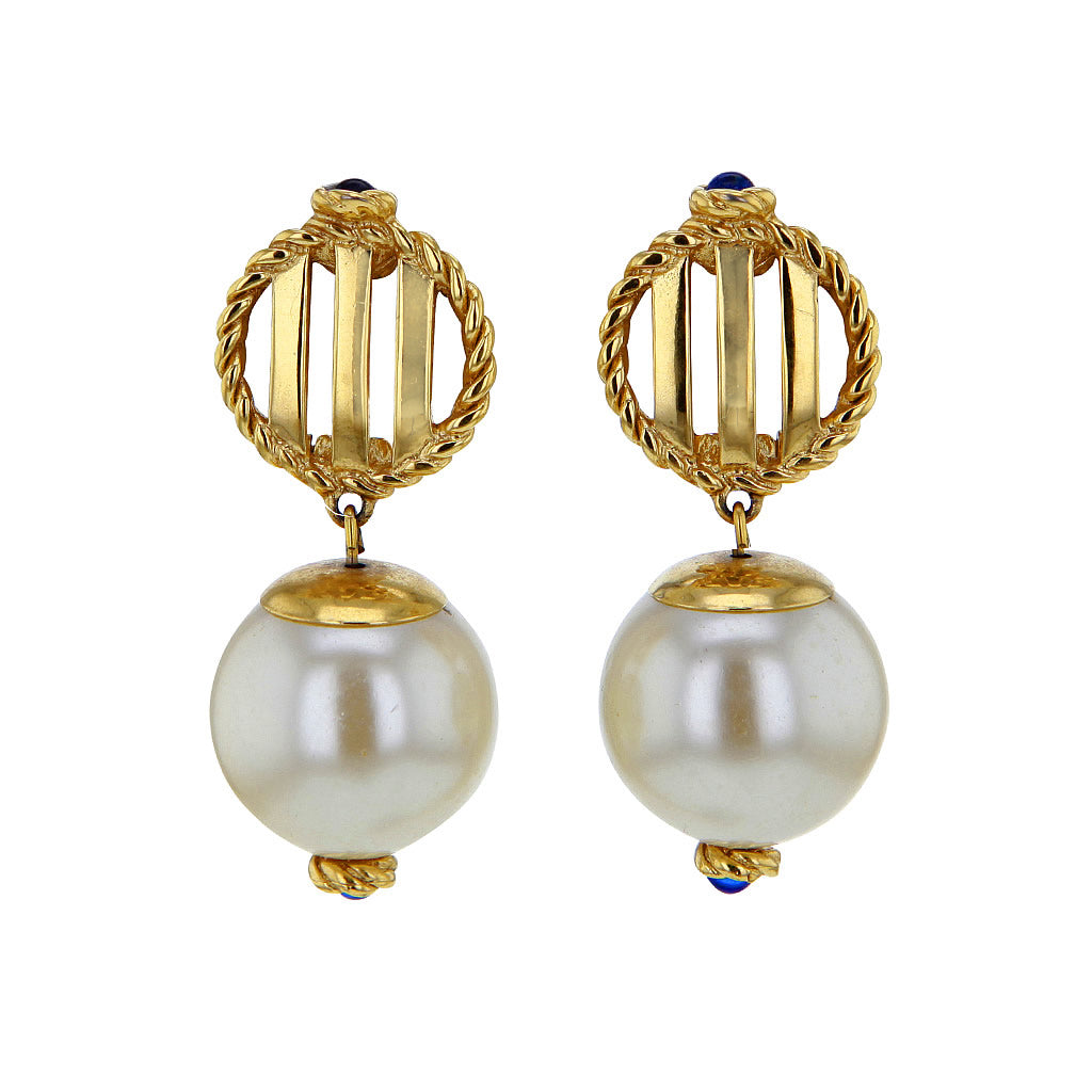 vintage-karl-lagerfeld-large-clip-on-eaarings-with-kl-logo-and-faux-pearl-rare