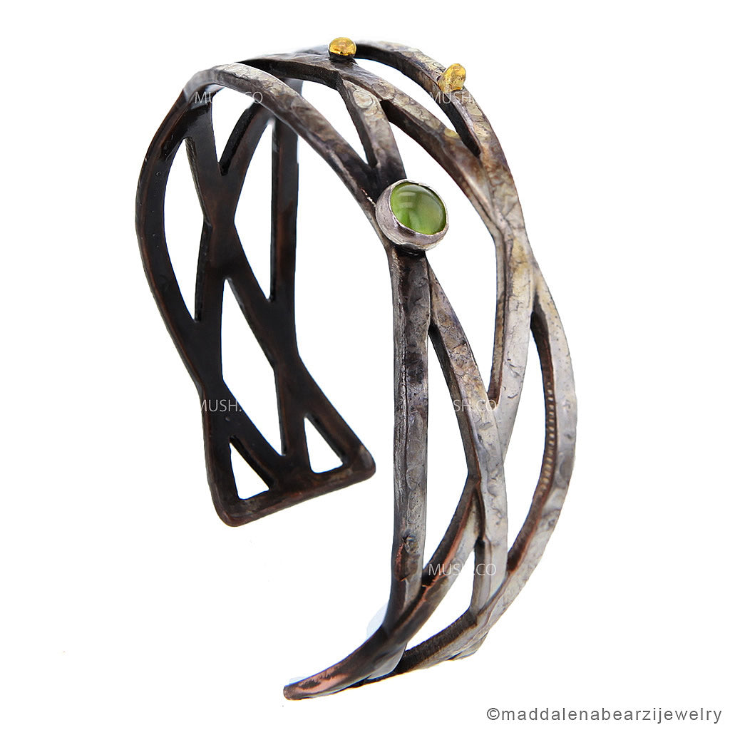 sterling-silver-bracelet-with-serpantine-stone-and-18k-gold-baubles